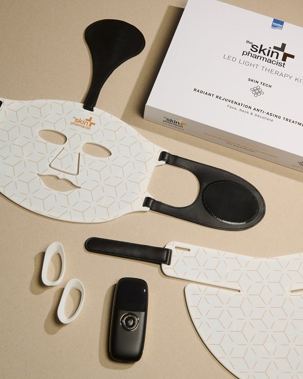 InterMed The Skin Pharmacist Led Light Therapy Kit