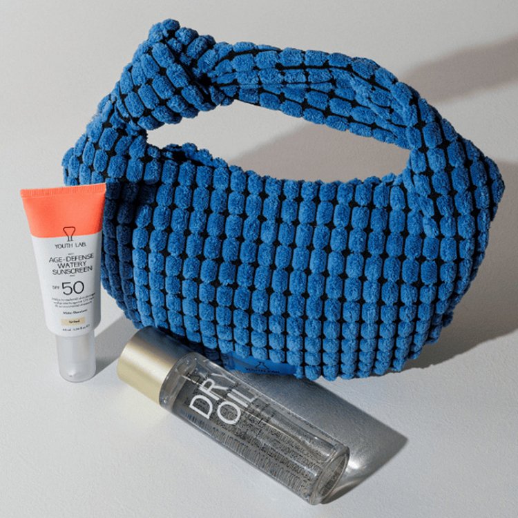 Youth Lab. Sun-Kissed Love Tinted Age- Defense Face Tinted Sunscreen spf50